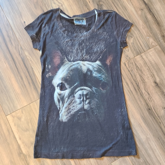 Tee - Picture 1 of 4